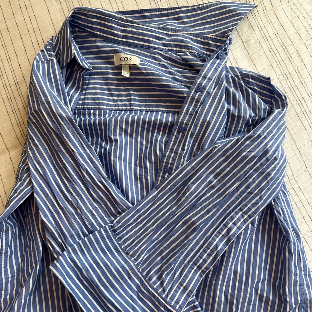 COS blue & white striped button down size 8